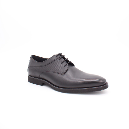 Классические черные туфли CLAYS